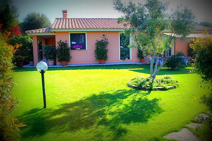 Il Melograno Di Nora Bed & Breakfast Pula Exterior photo